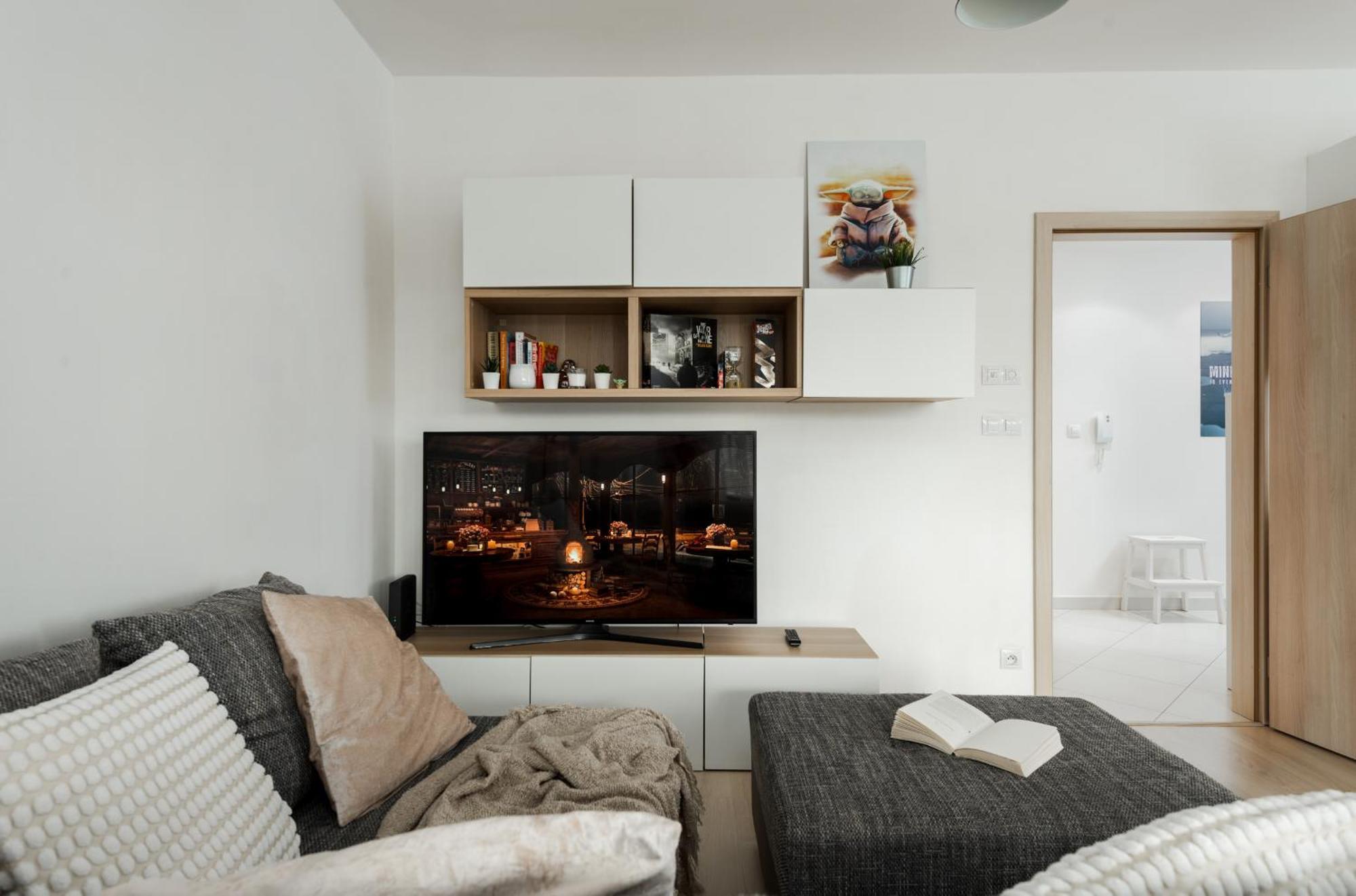 The Sunny Riverside Flat Praga