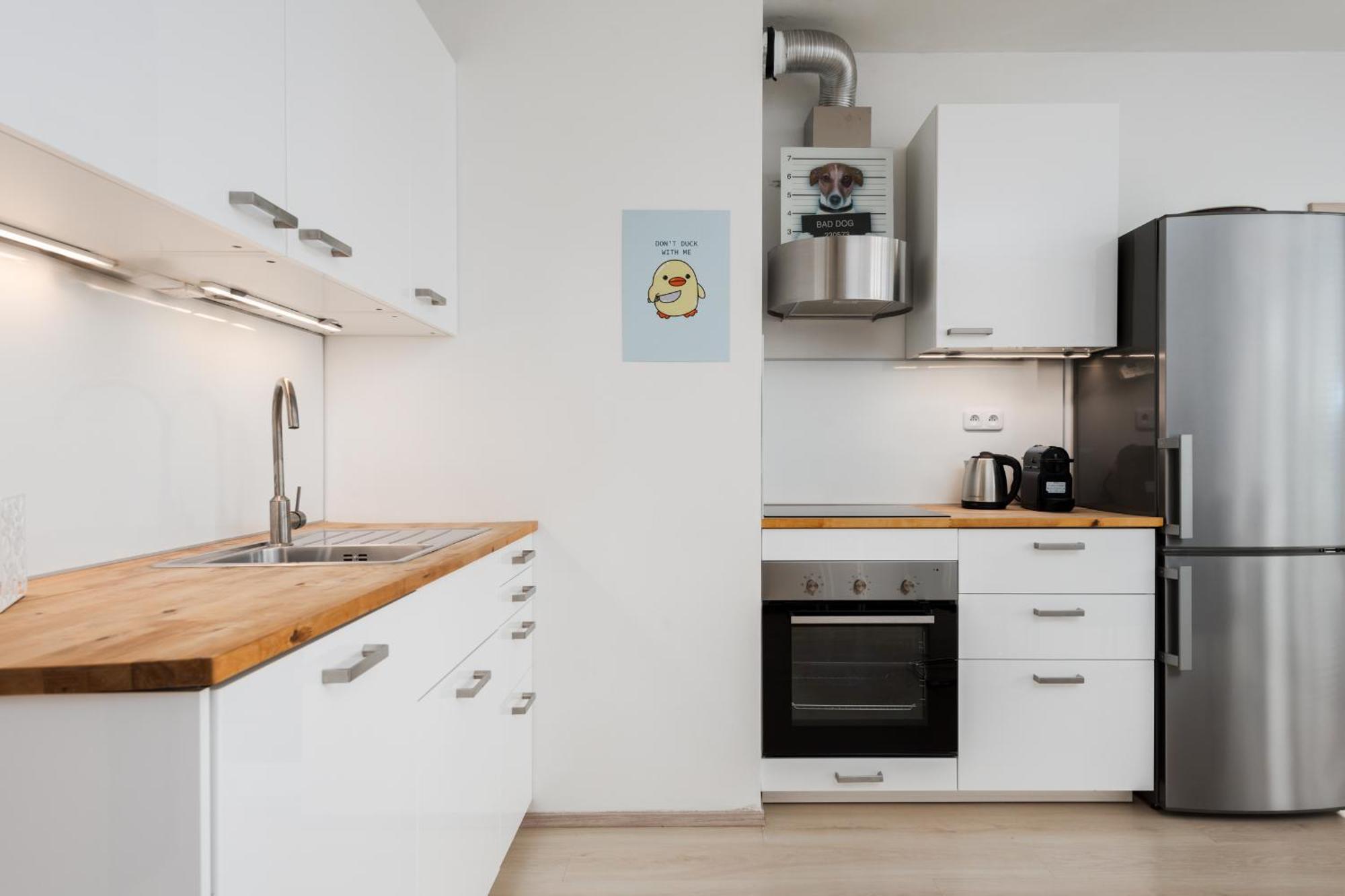 The Sunny Riverside Flat *